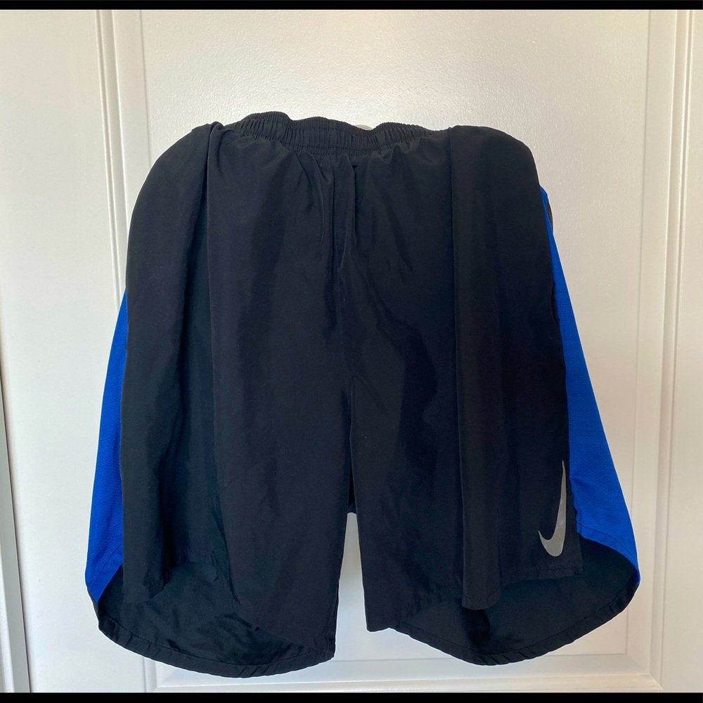 Nike Running Shorts Dry Fir Large